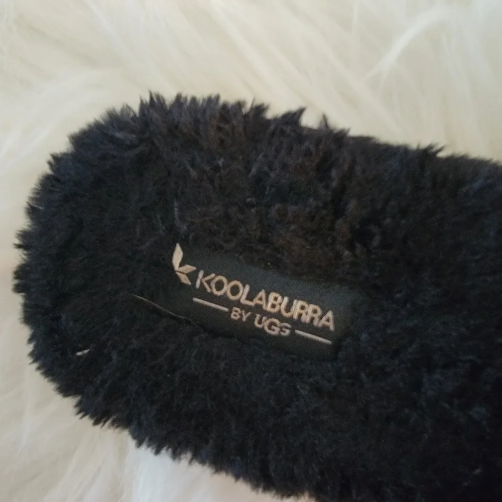 UGG Koolaburra by UGG Fuzz'n Girls' Slide Sandals 1